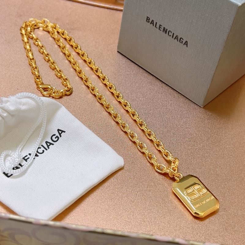 Balenciaga Necklaces - Click Image to Close